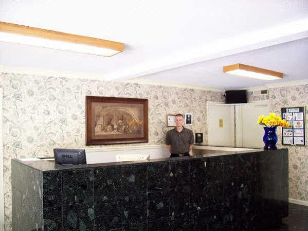 Durham Skyland Inn Екстериор снимка