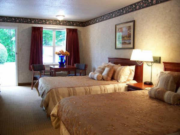 Durham Skyland Inn Екстериор снимка